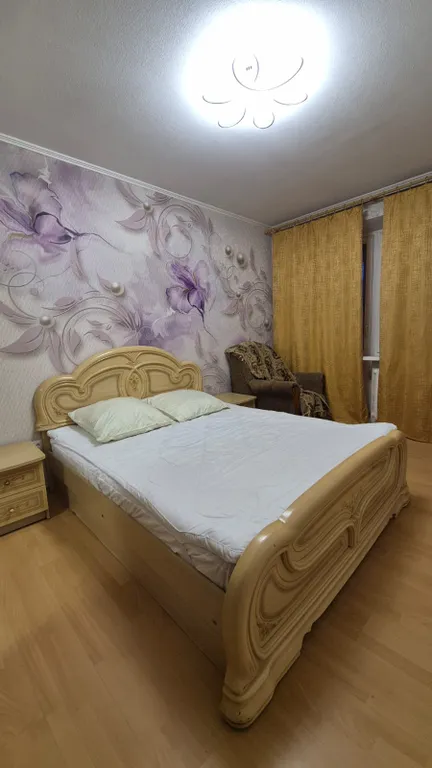 3-комнатная квартира в центре Ворошиловского района, в Золотом квадрате