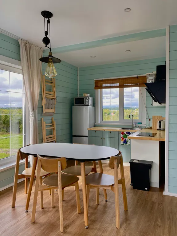 Панорамный двуспальный дом в Карелии рядом с Ладогой