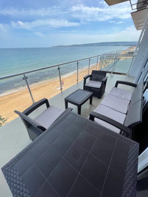 Апартаменты на берегу