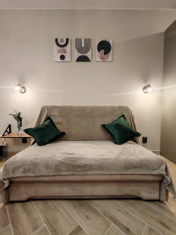 Студия с современным ремонтом