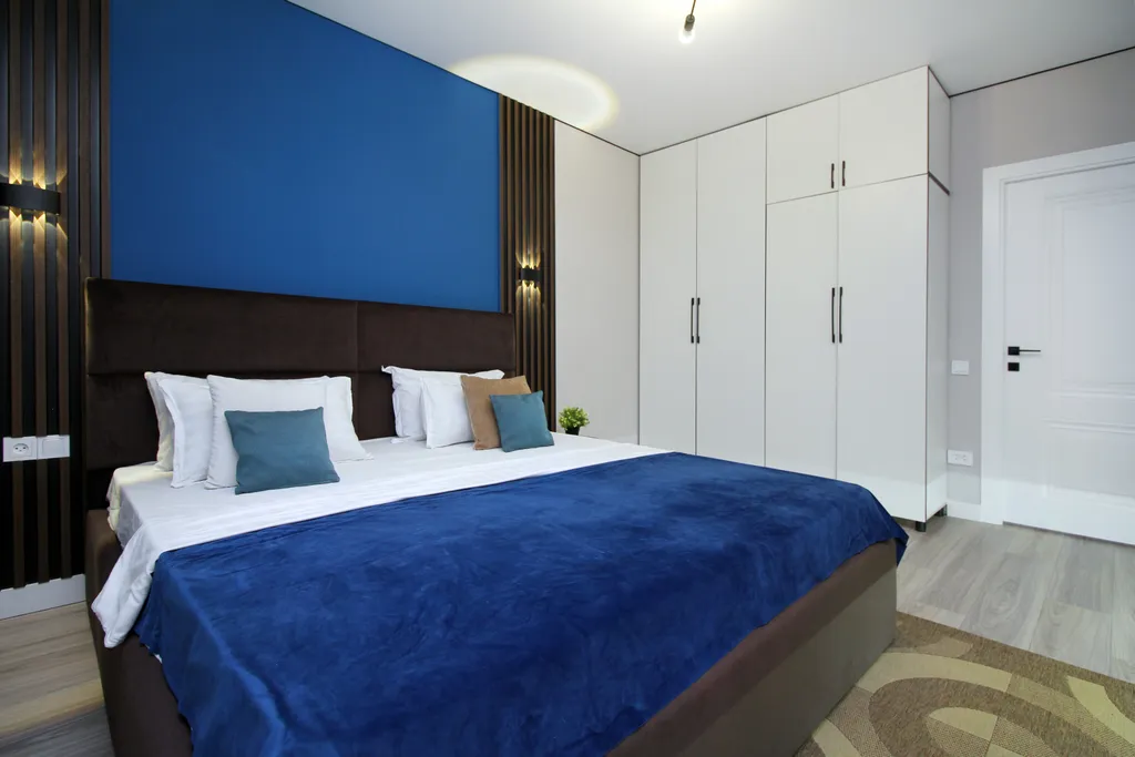 2-комнатная квартира с 2 раздельными спальнями с дизайнерским ремонтом