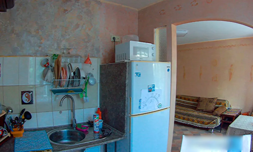 Евро-трехкомнатная квартира в 100 метрах от моря