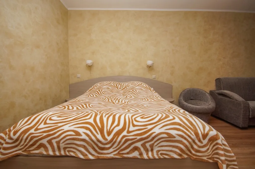 Квартира 2-комнатная Квартира — Омск