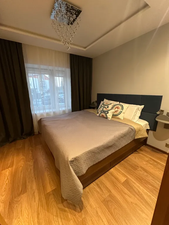 2х комнатная у ТЦ Лотос Плаза и есть парк