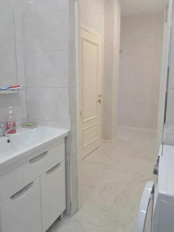 Уютная, новая квартира в центре города