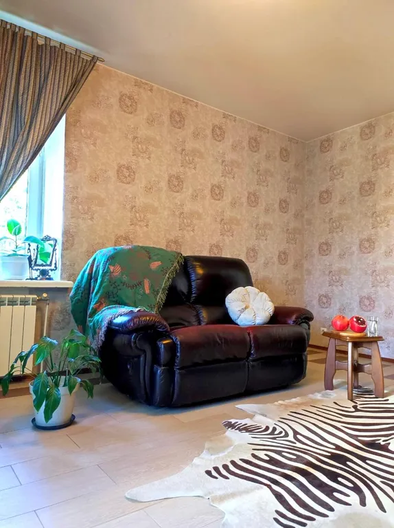 Однушка на Золотой Набережной