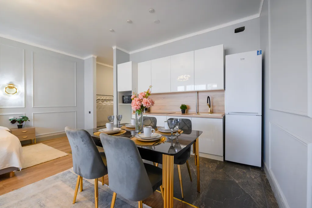 Эксклюзивная студия в светлых тонах