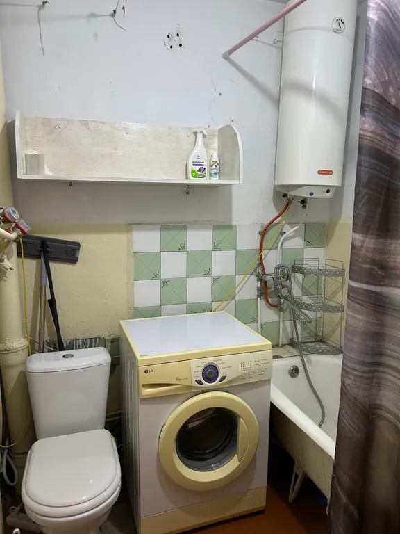 Теплая солнечная квартира в центре города