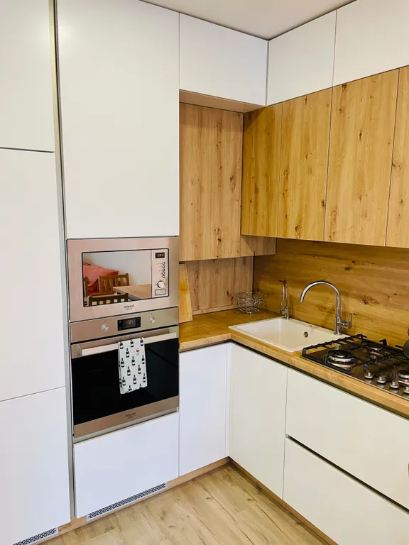 Уютная современная квартира с пластинками и хорошим вкусом