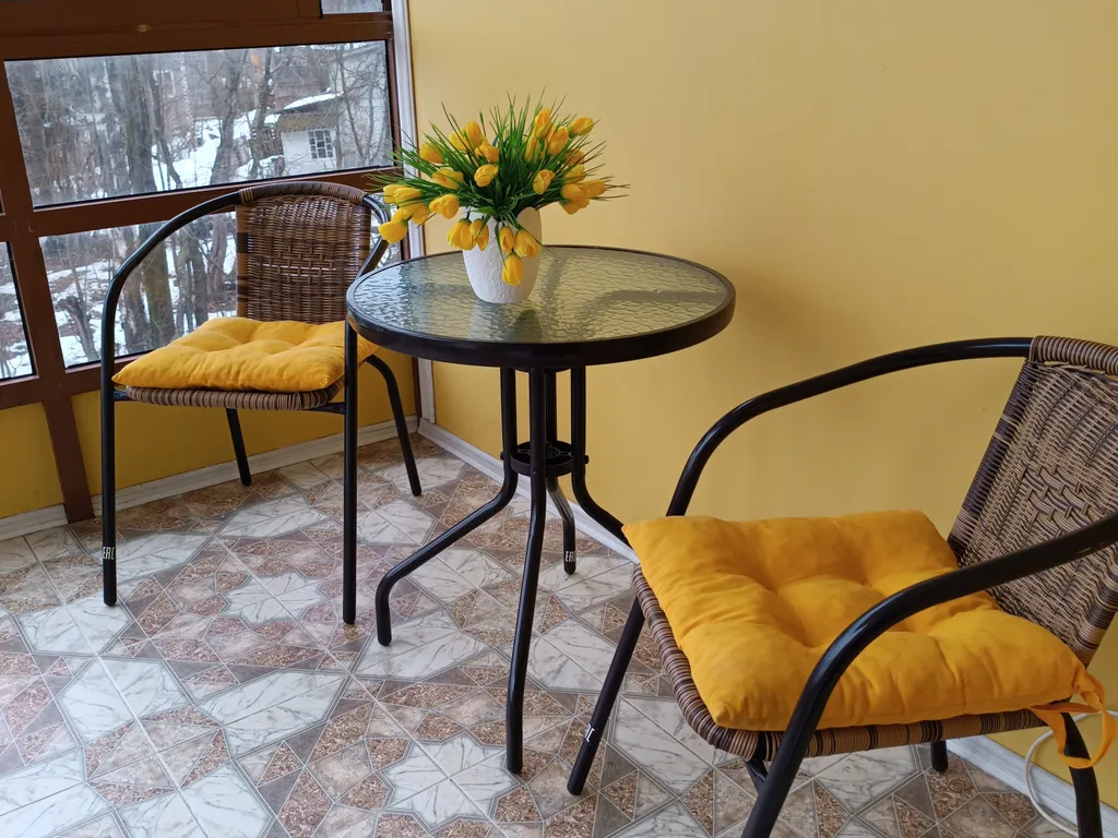 Квартира у озера с террасой