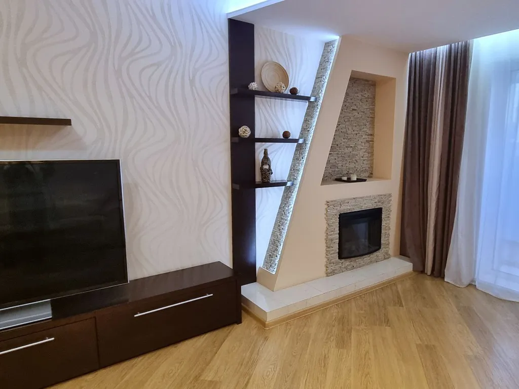 Современная 4-комн. в 10 мин пешком до МВДЦ Сибирь