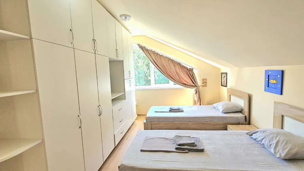 Уютный семейный коттедж в центре города