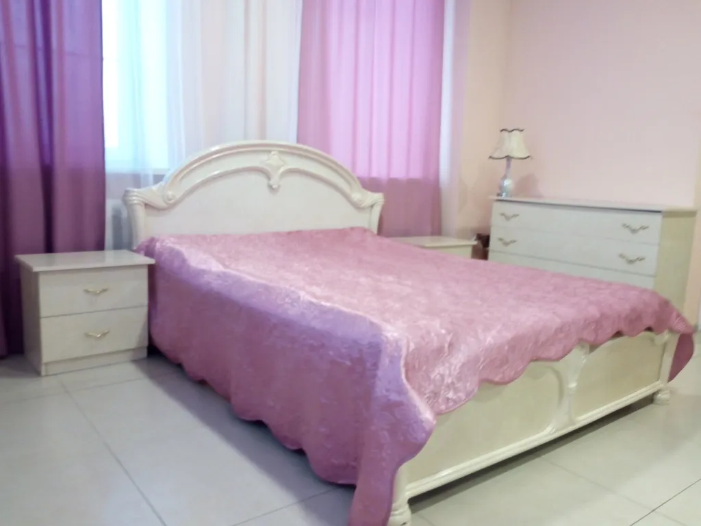 Одноместный номер стандарт++ с двуспальной кроватью