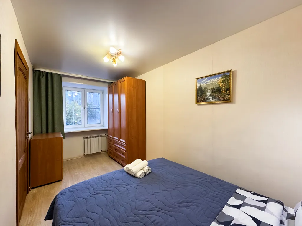 2‑комн. квартира в центре Мурманска на ул. Карла Маркса, 9