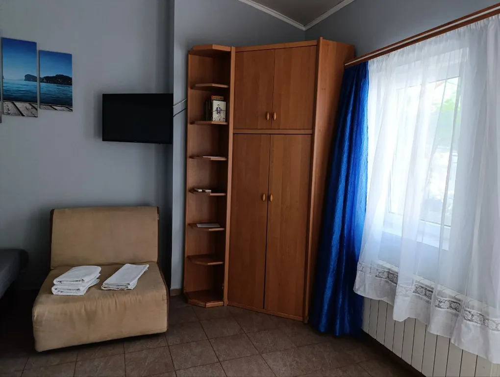 Квартира-студия № 4 в частном домовладении