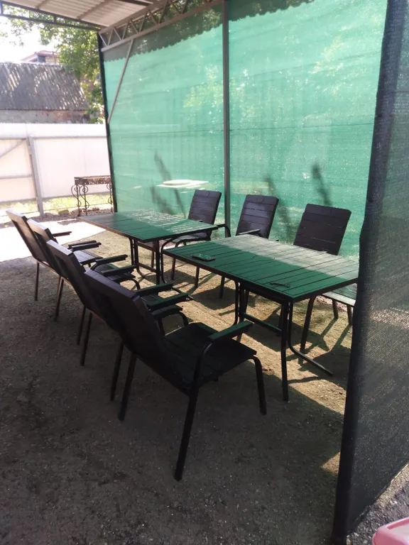 Отдельный 2-х этажный благоустроенный дом в тихом районе у моря