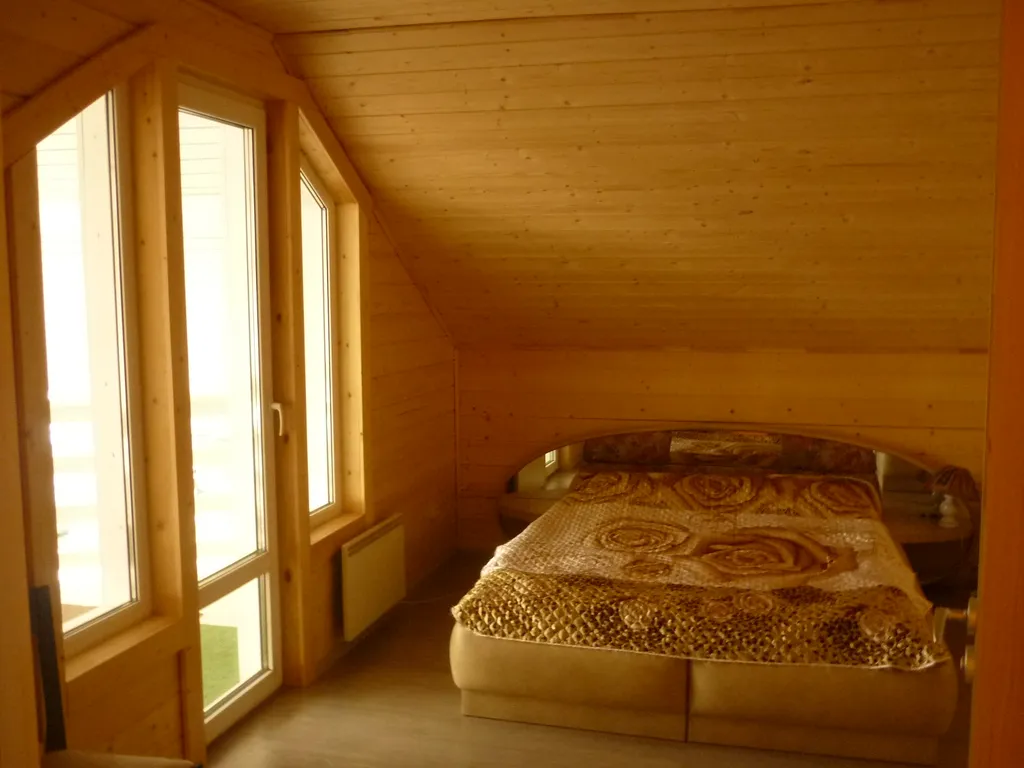 Коттедж на берегу озера