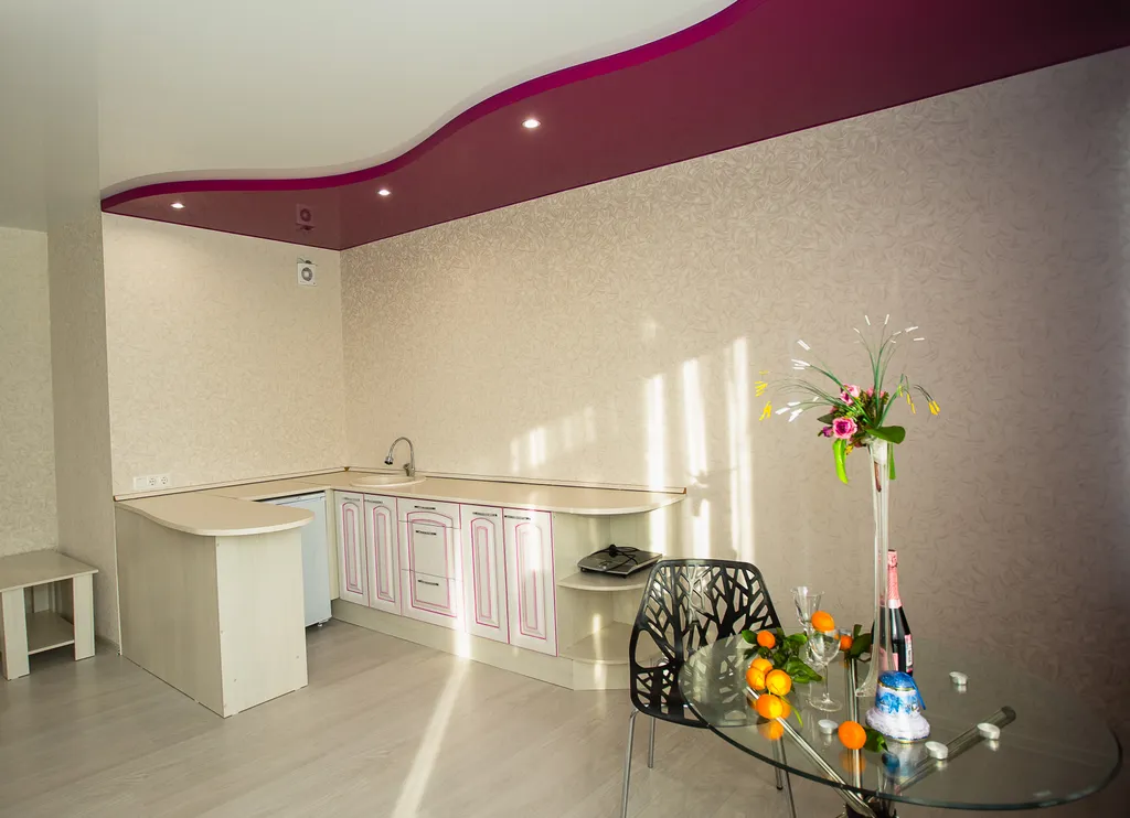 1-комнатная квартира с джакузи дизайнерским ремонтом