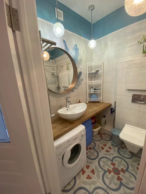 Элитная, новая однушка с авторским дизайном у песочного пляжа