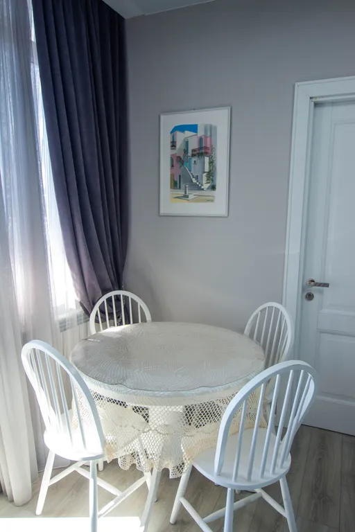 Светлая и уютная квартира с 3 комнатами, 7 минут от моря