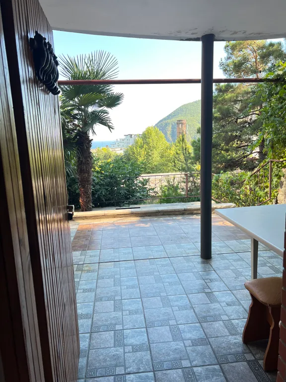 Дом с видом на море для большой семьи