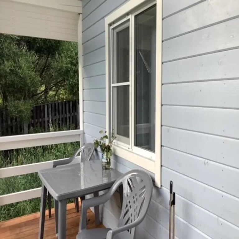 Домик на берегу