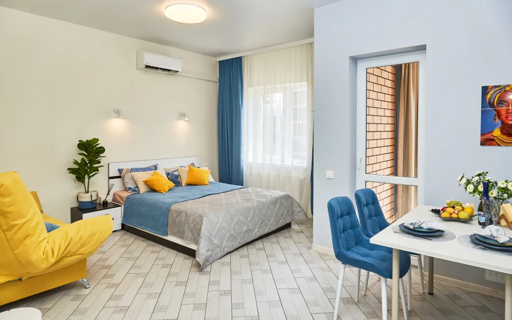 Уютная квартира-студия с потрясающим видом на море и город  в центре