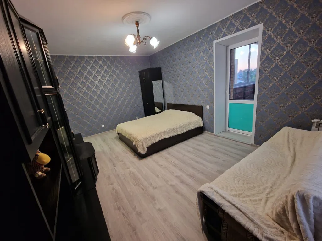 Квартира с ремонтом в новом доме с огороженной территорией