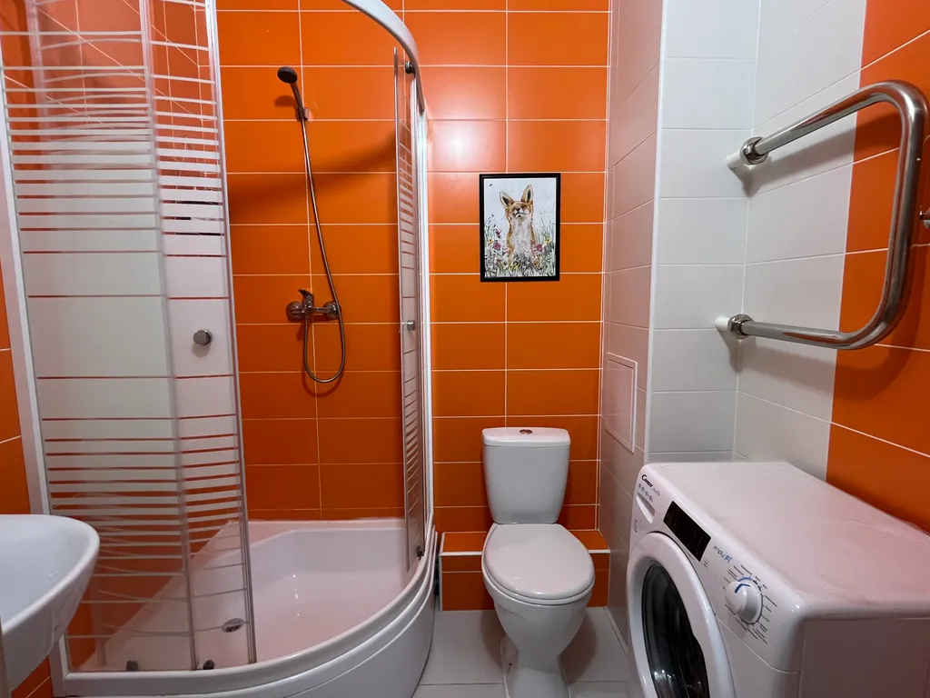 Апартамент у метро со всеми удобствами