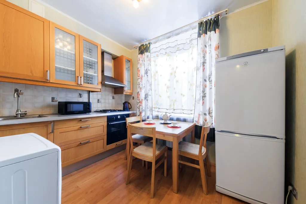 Квартира Квартира в центре у ДЦ Высоцкий. Парковка. — Екатеринбург