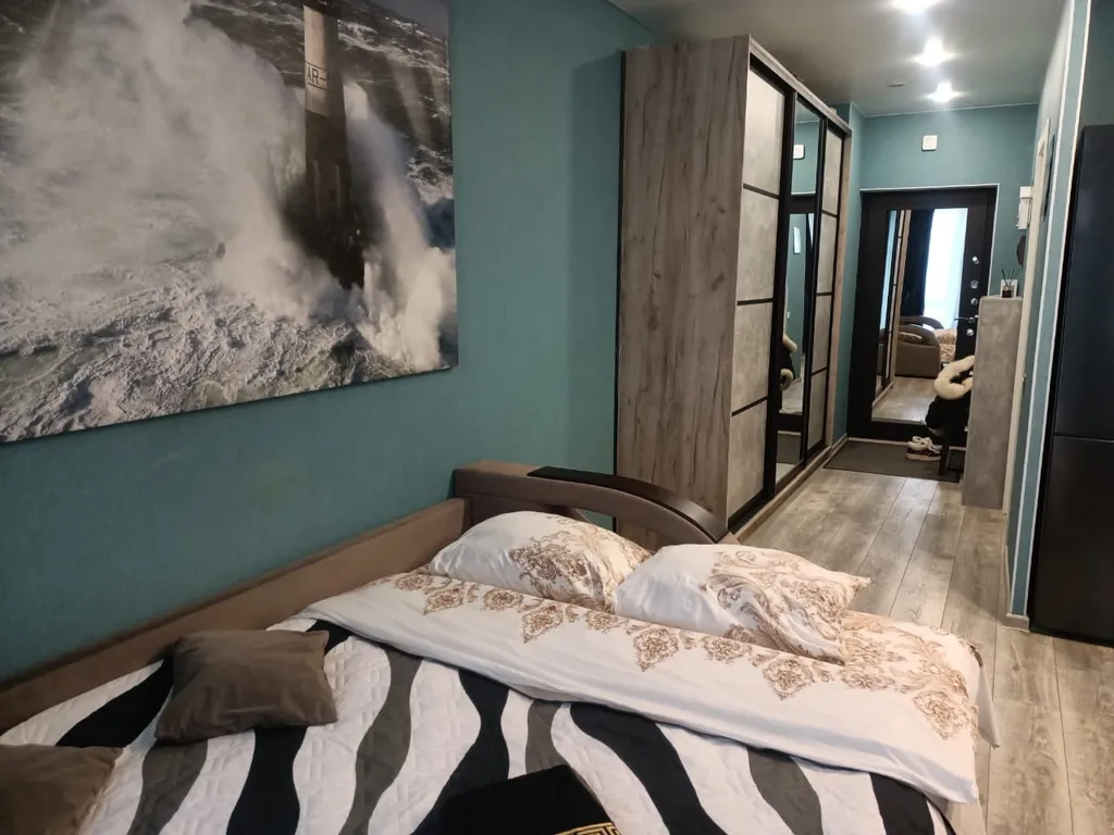 Студия для двоих возле Меги