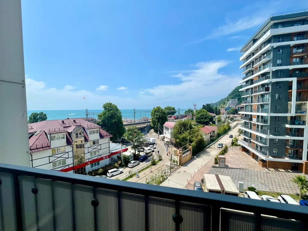 Двухкомнатная квартира с видом на море