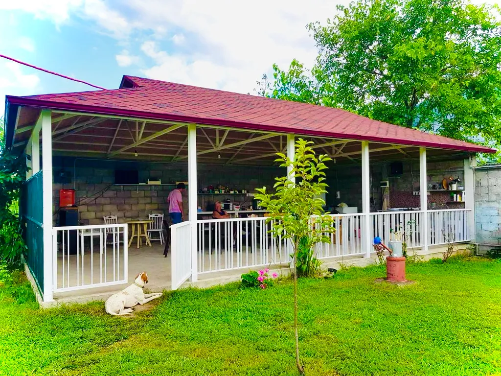 Квартира Квартира Гостевой дом "Витторио" с панорамным видом на горы — Гагра