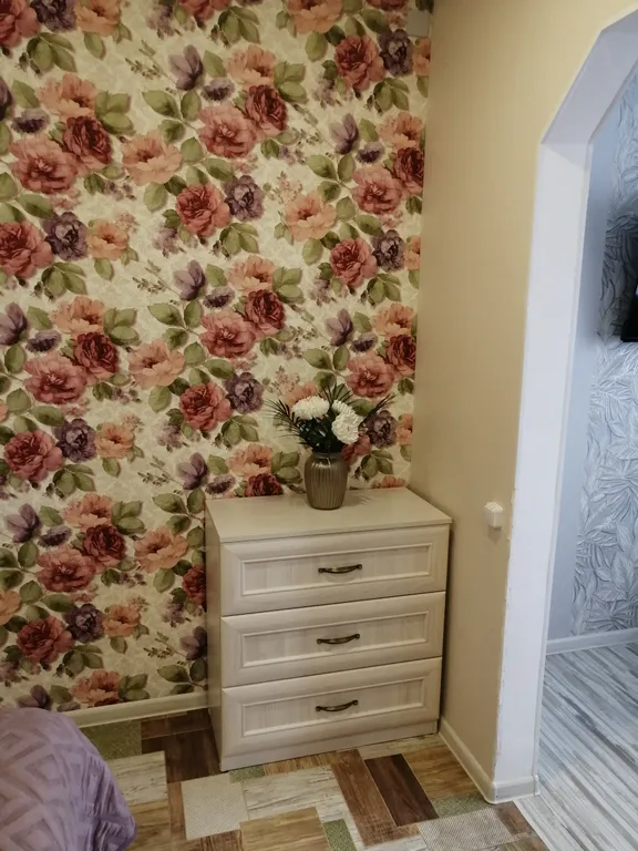 Квартира Квартира с видом на площадь — Тихвин