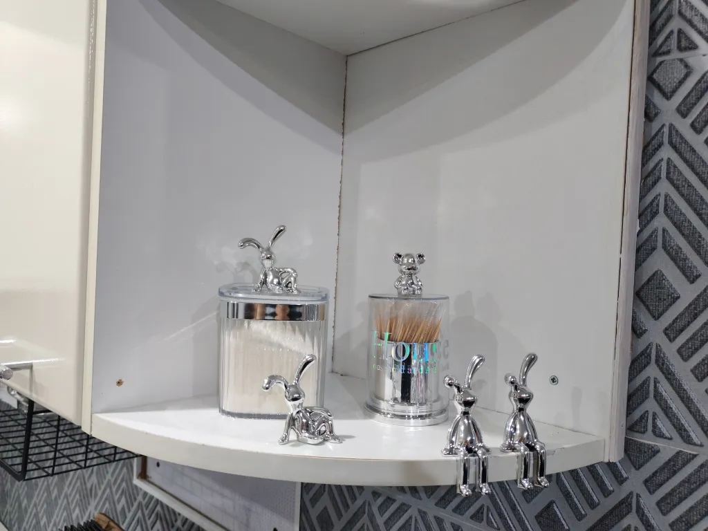 Студия черно-белое кино