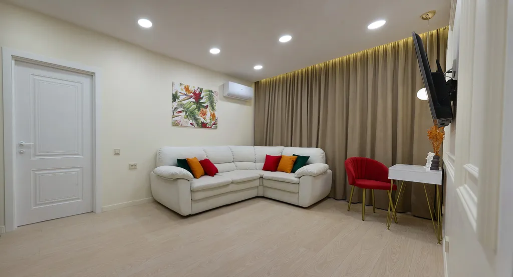 Апартаменты в центре с красивым видом из окна, рядом метро и Кремль