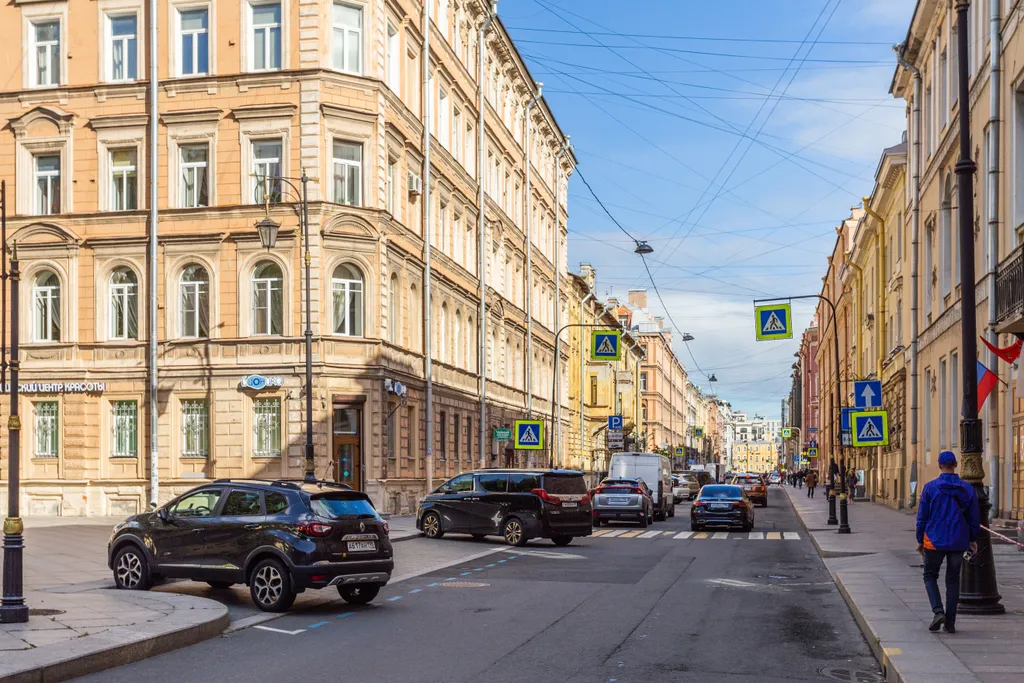 Новая квартира в самом центре, 2 комнатная + кухня-столовая, есть всё, 4 гостя