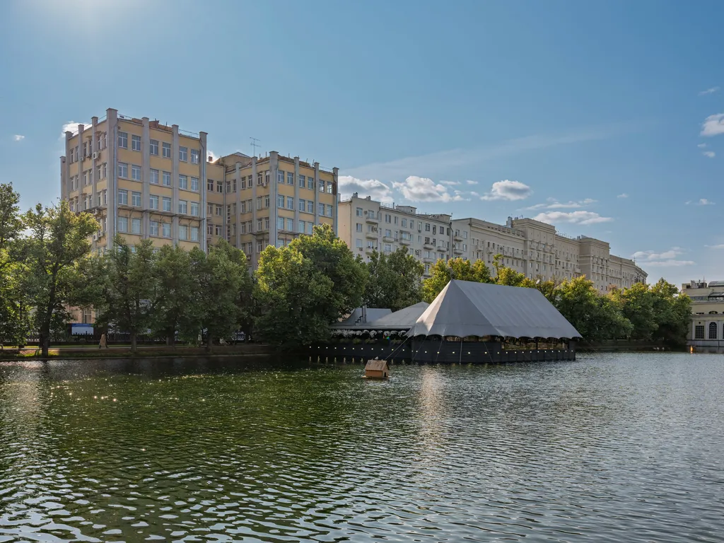 Квартира Квартира С видом на Чистые пруды — Москва