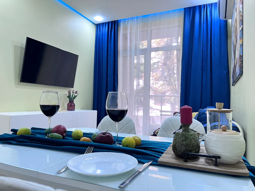 Квартира Красивая квартира с выделенной спальней в 5 минутах от пляжа Мандарин — Сириус