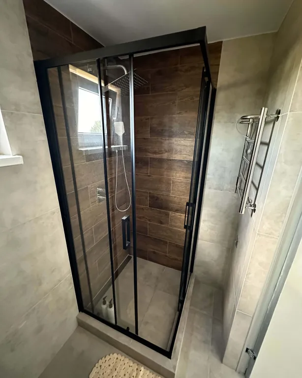 Дом на берегу реки