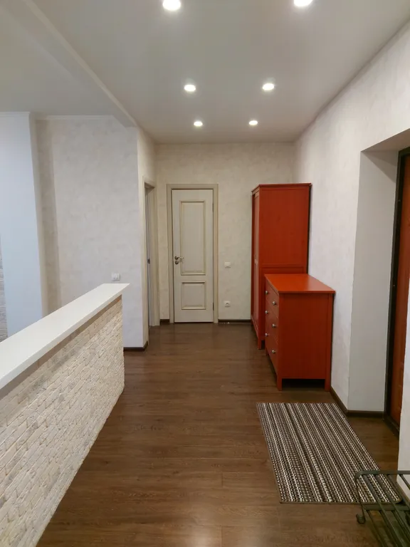 Уютная квартира у Галереи Чижова