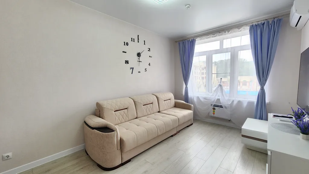 Уютная однушка с видом на бассейн