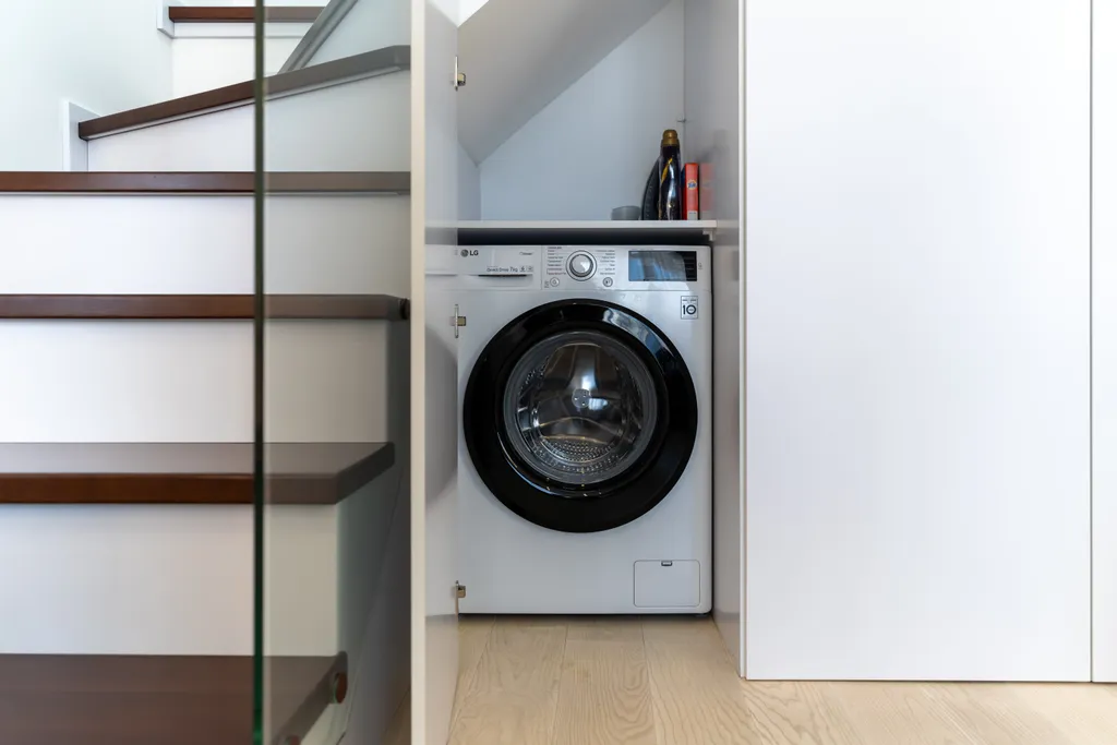 Двухэтажная квартира с мини-сауной и террасой на крыше