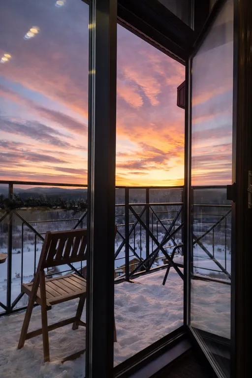 С потрясающим видом с 8 этажа, наслаждайся видом не вставая с кровати