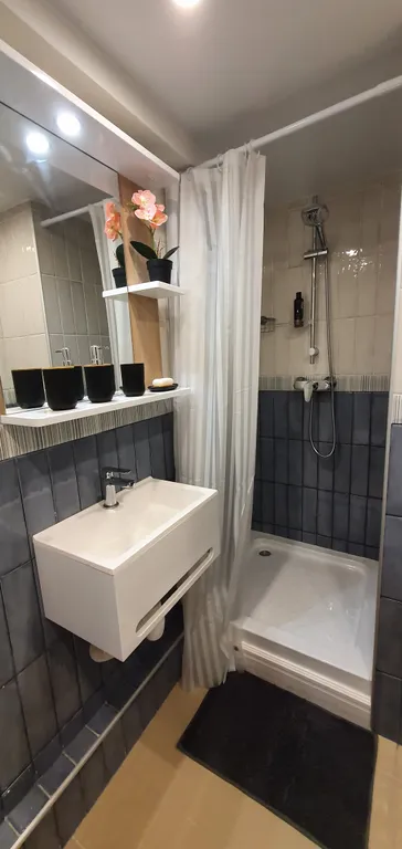 Квартира Новые уютные двухэтажные апартаменты — Москва
