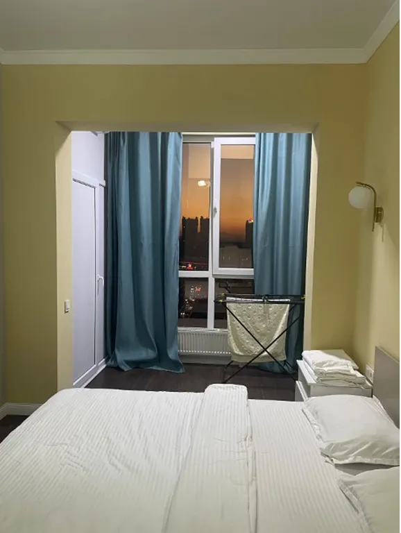 Квартира 1-комнатная квартира рядом с Мегой с видом на горы — Алматы