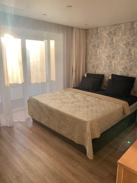 Уютная квартира с новым ремонтом на городских прудах