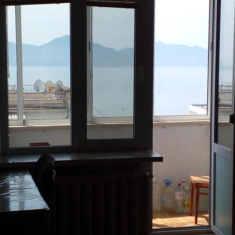 2-комнатная квартира с видом на море