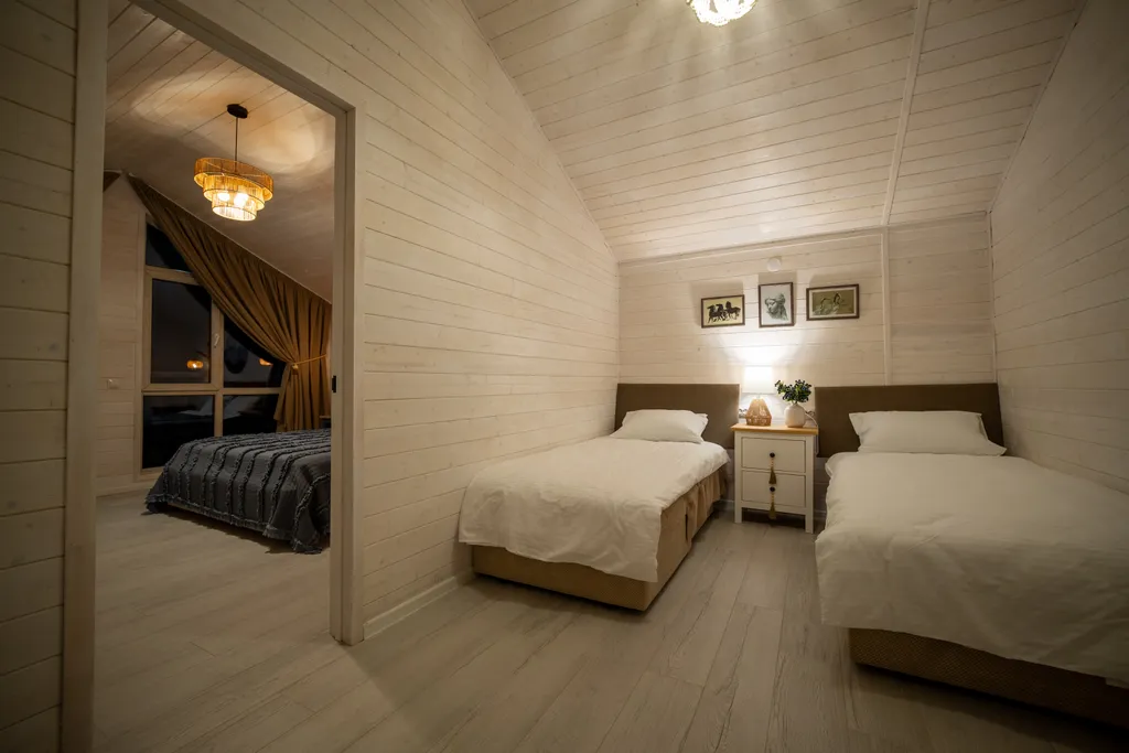 Коттедж на 6-7 человек с частной территорией и джакузи Aspen Bloom