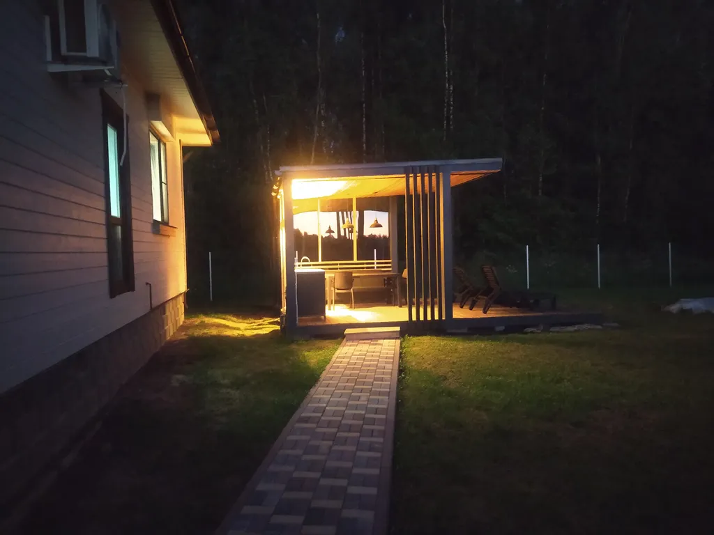 Уютный дом в лесном массиве